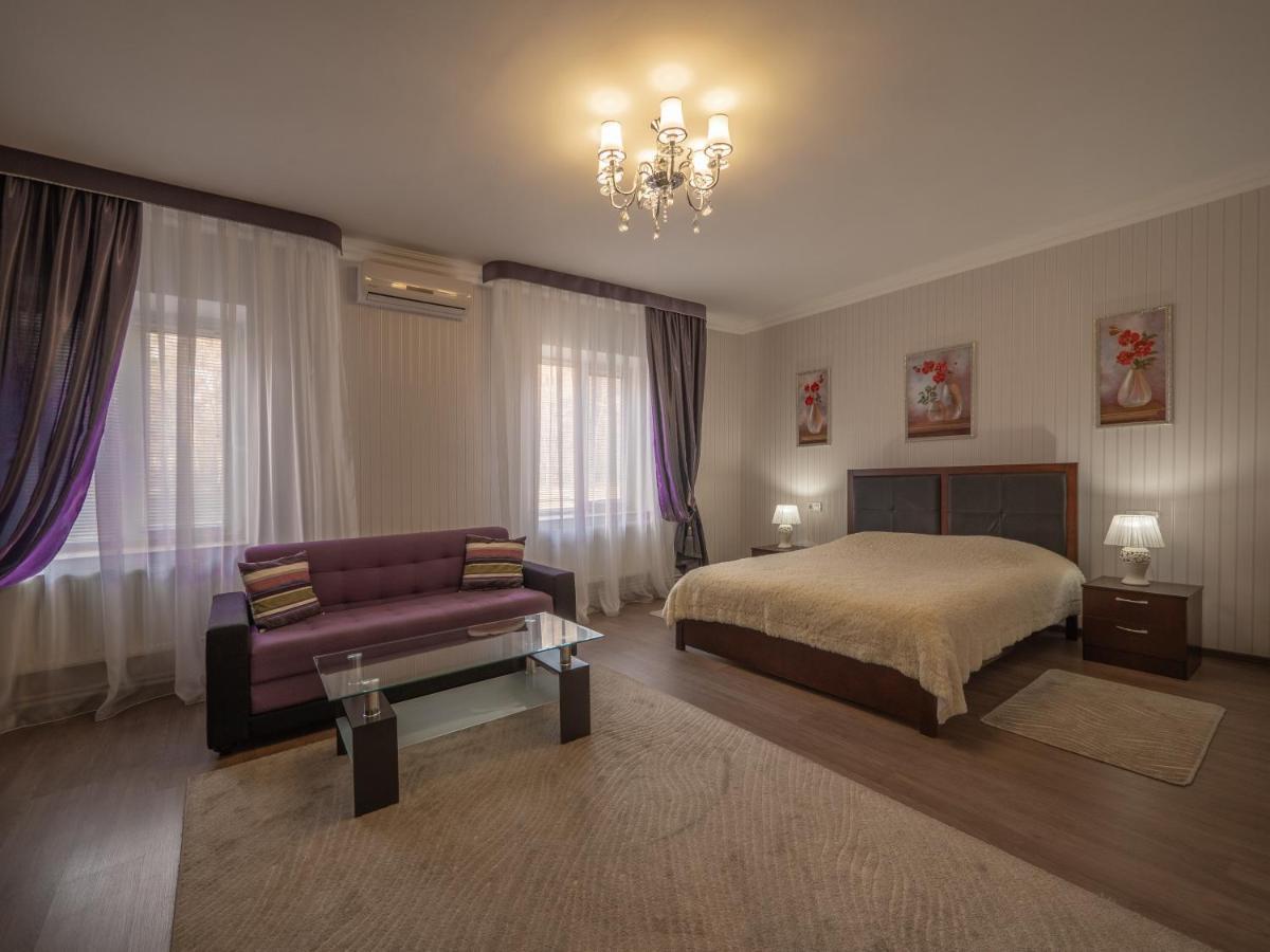 Vila Bomond Hotel Edinet Ngoại thất bức ảnh