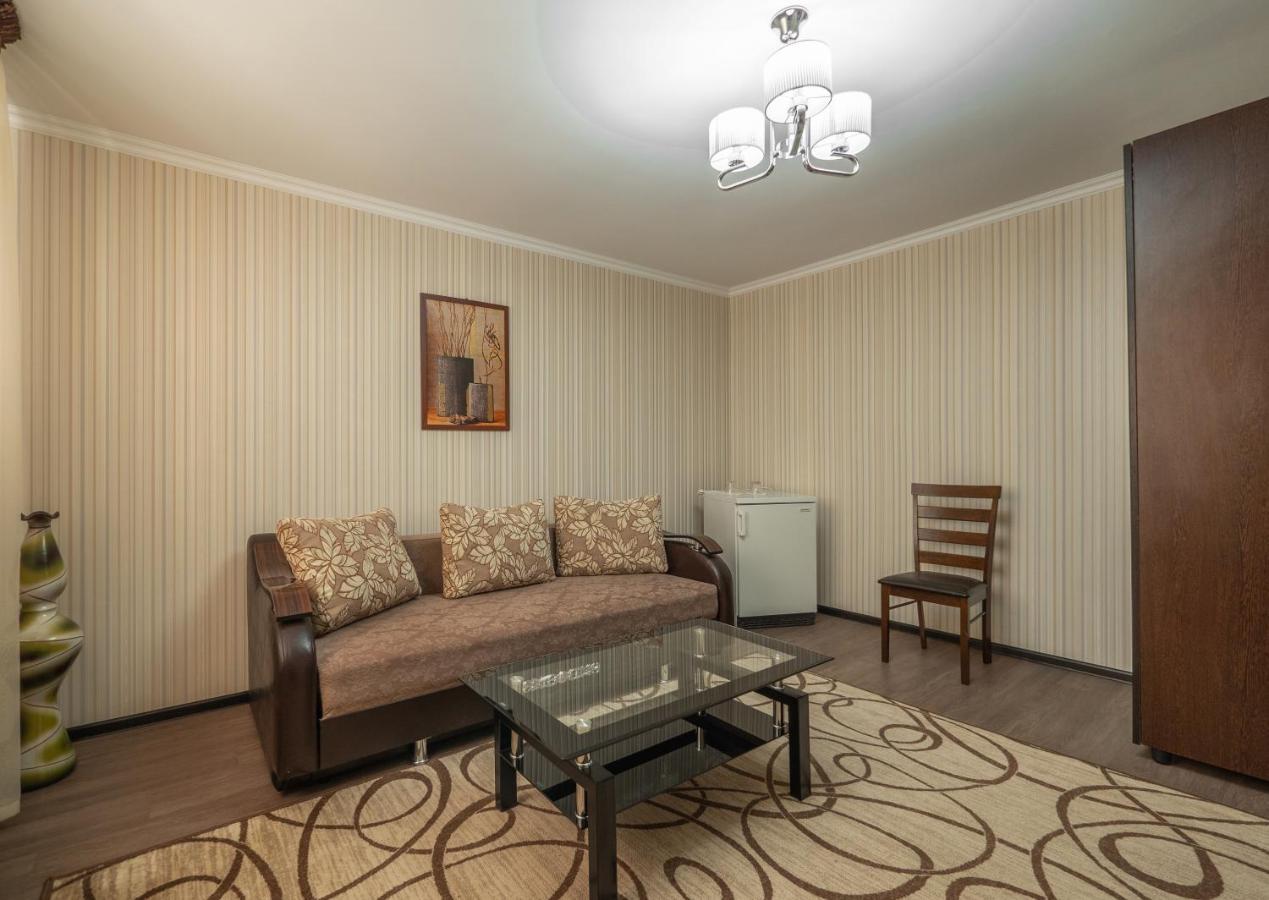 Vila Bomond Hotel Edinet Ngoại thất bức ảnh